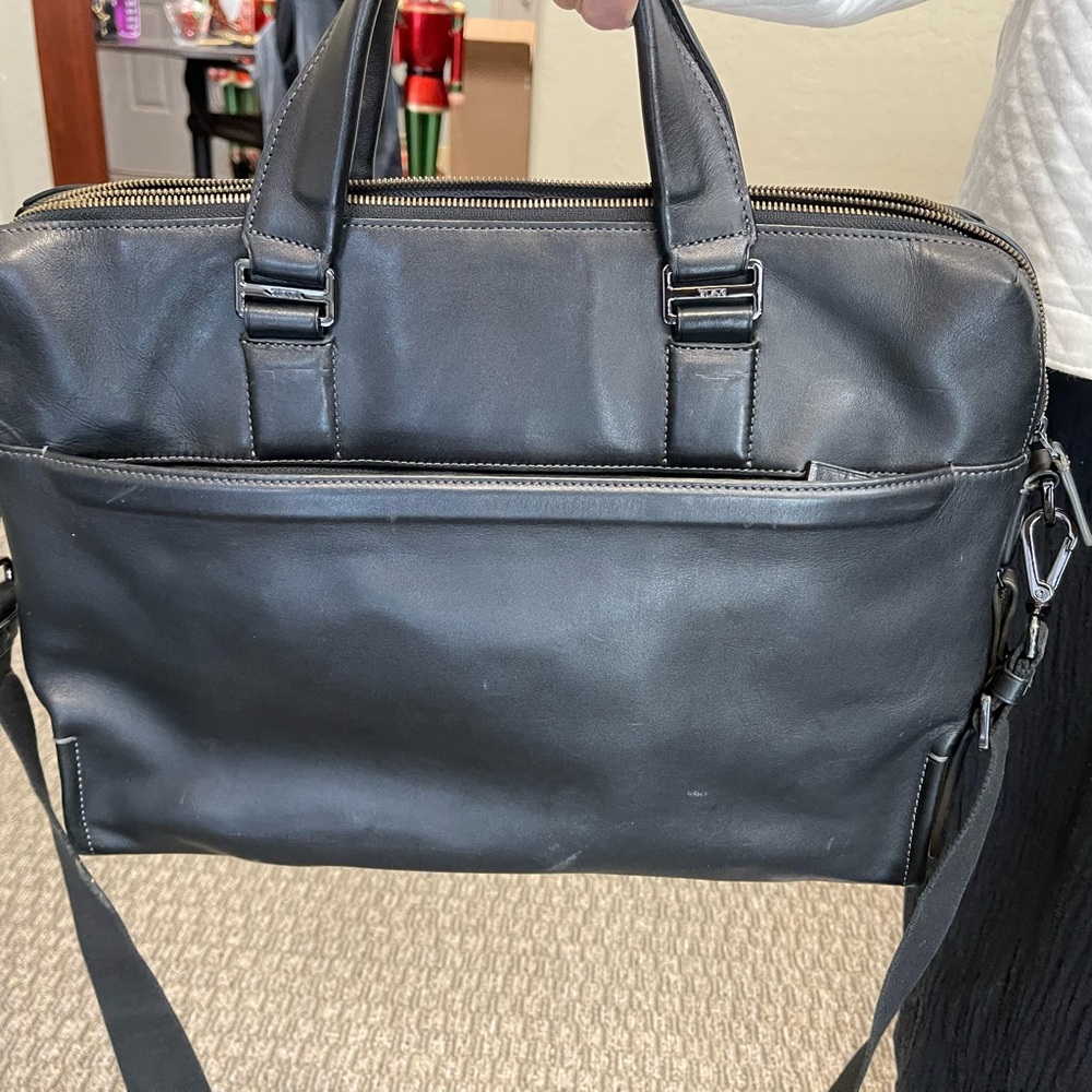 Tumi briefcase black with shoulder strap